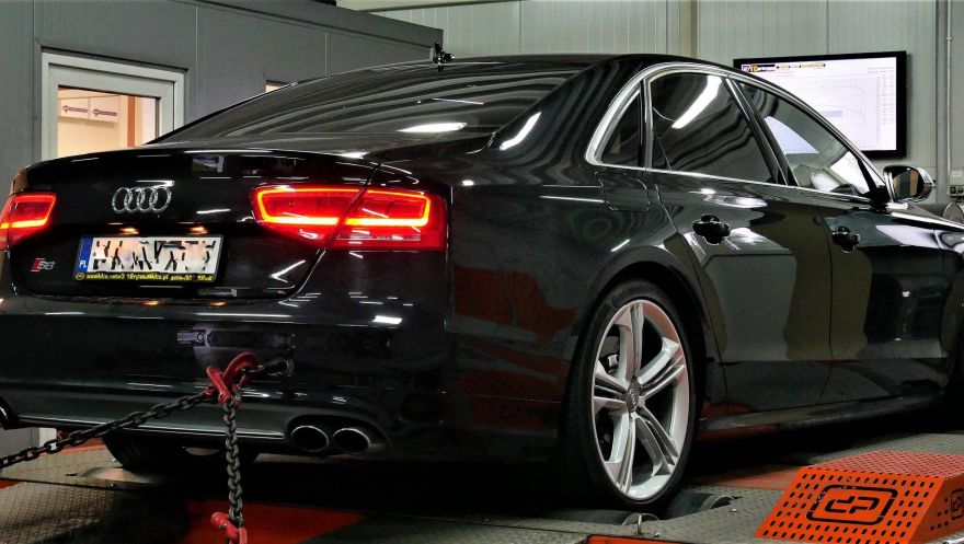 AUDI S8 D4 4.0TFSI 520HP – STAGE 1